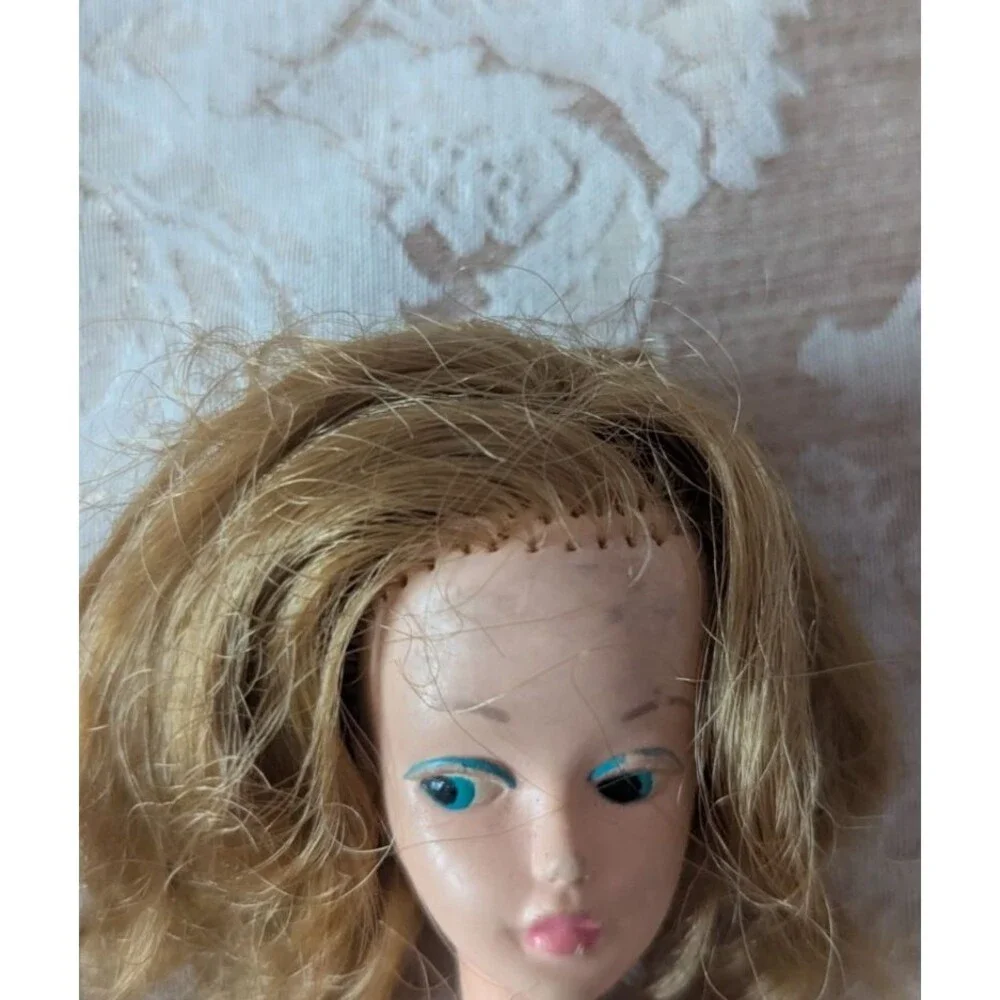 Vintage Tressy Magic Make up doll hair growing 1960s pale face side eye